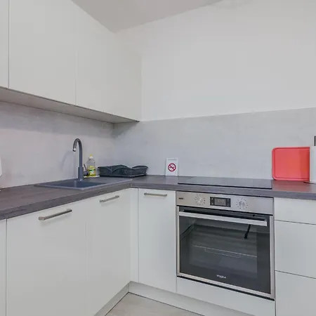 Apartman Lana By Interhome Soline