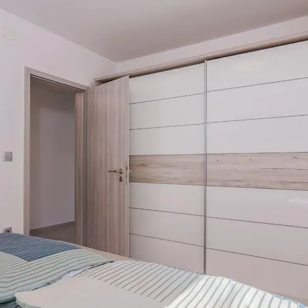 Lana By Interhome Appartement Soline (Krk)